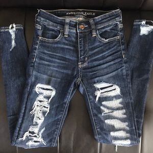 American Eagle Super Distressed Jeans / size 0
